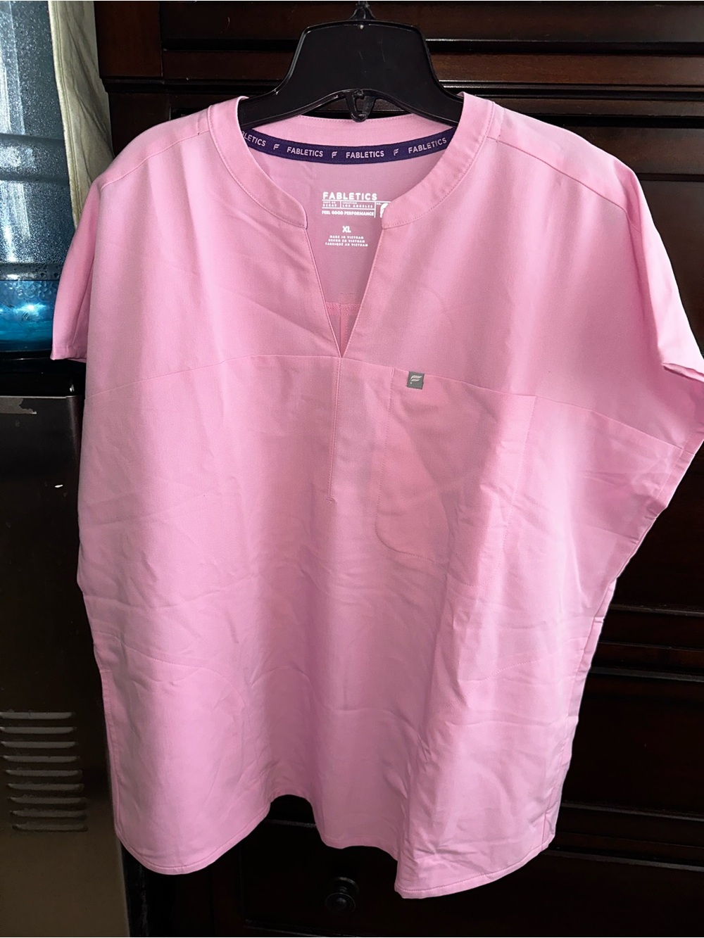 Fabletics pink scrub top size XL BNWOT